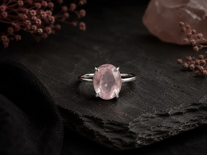 ROSE QUARTZ RING
